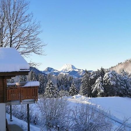 Confortable Chalet Avec Magnifique Vue En Gruyere. ชาร์มมี ภายนอก รูปภาพ